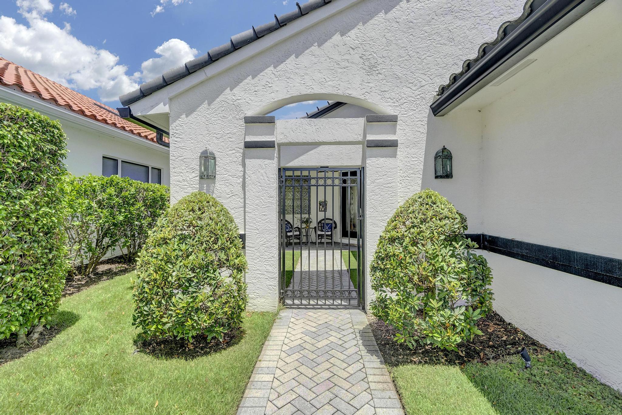 8268 Bob O Link Drive