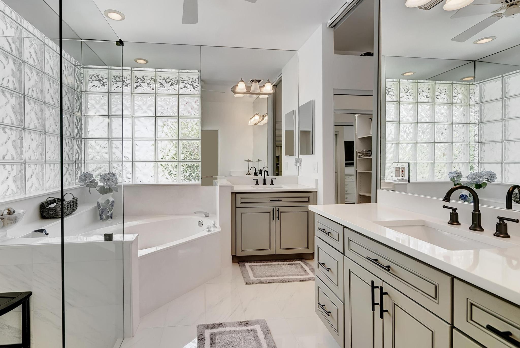 8268 Bob O Link Drive