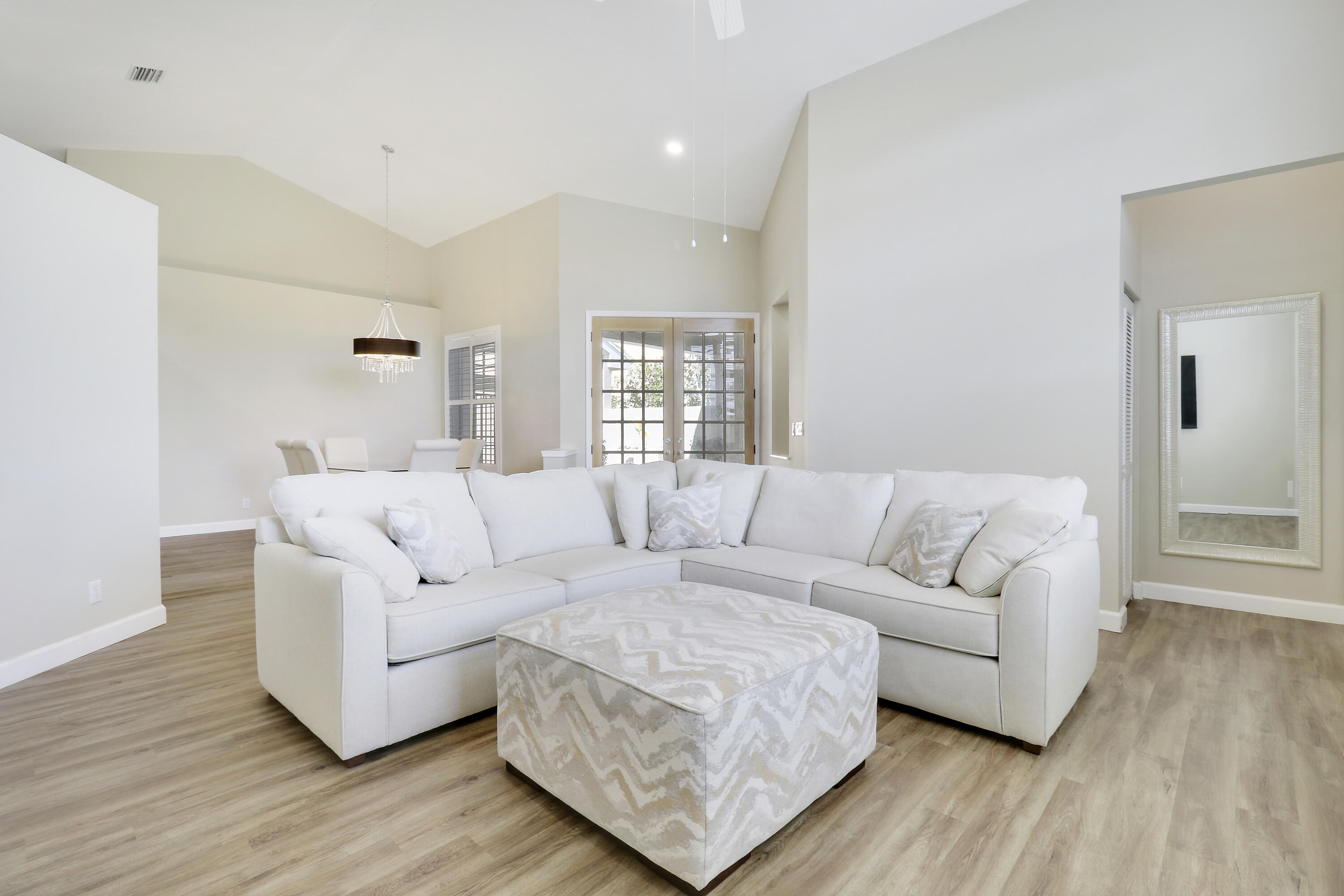 8278 Bob O Link Drive