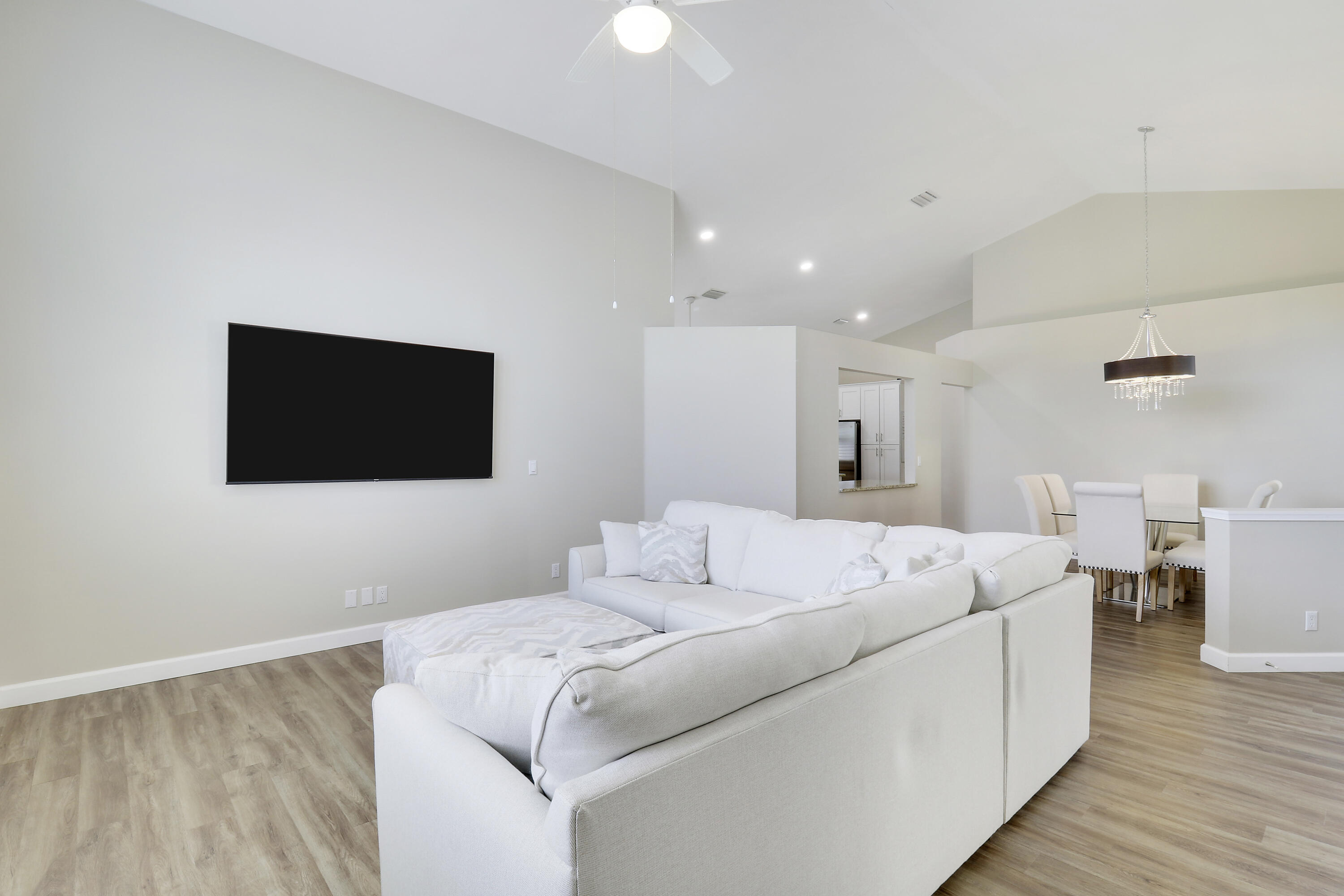 8278 Bob O Link Drive