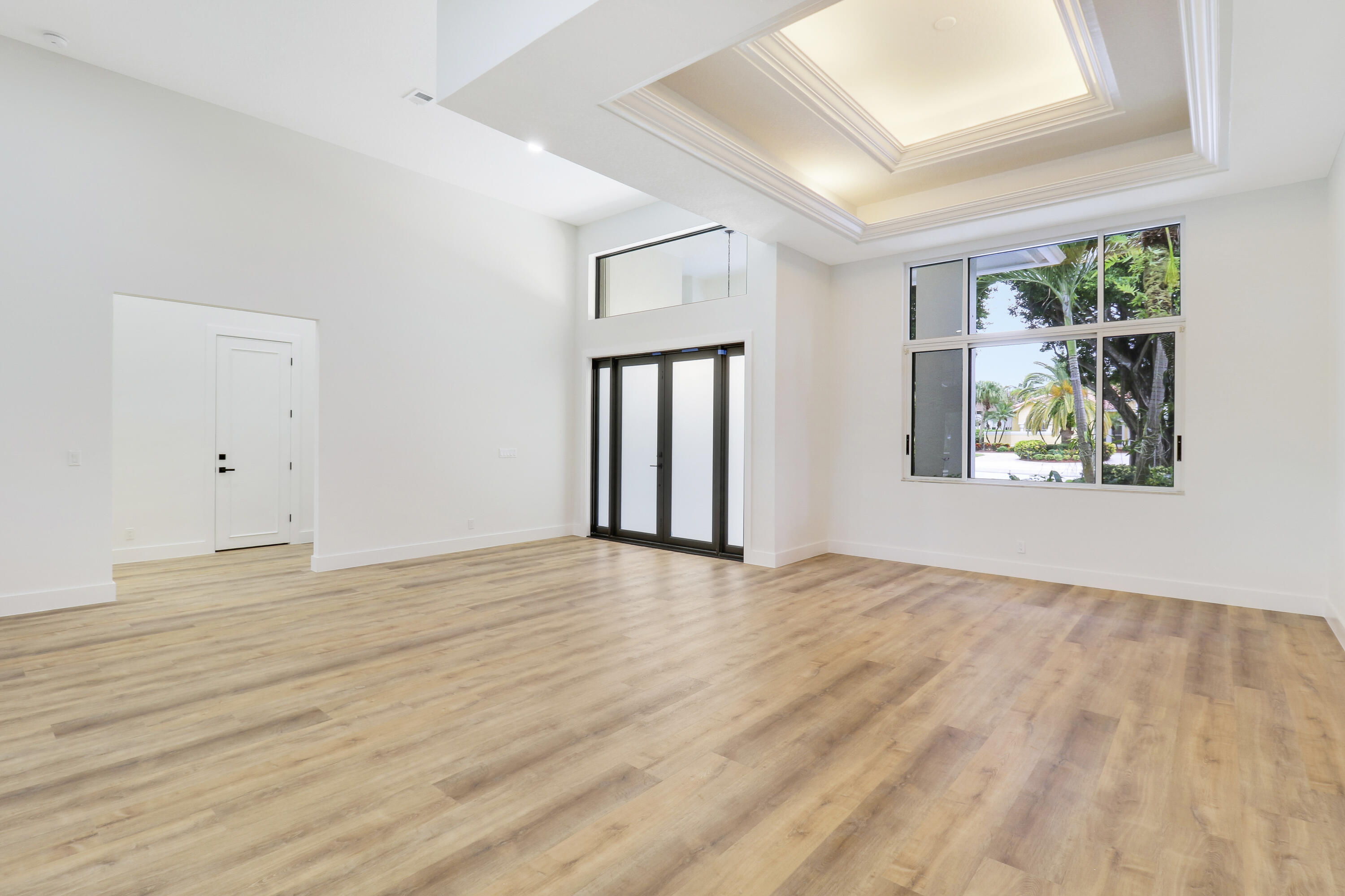 7739 Ironhorse Boulevard