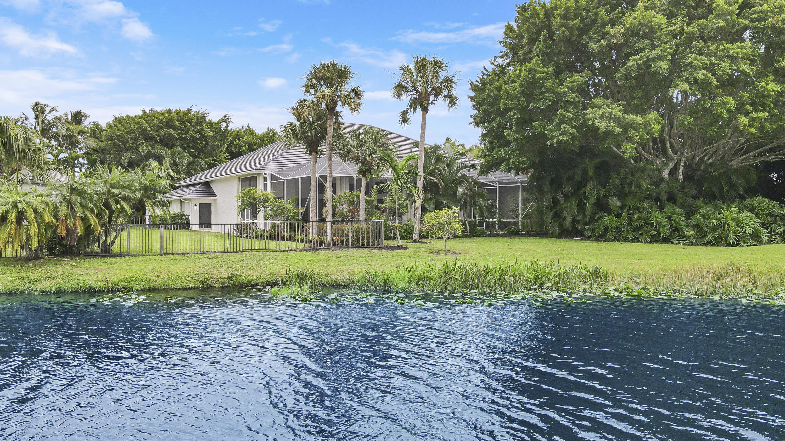 7739 Ironhorse Boulevard