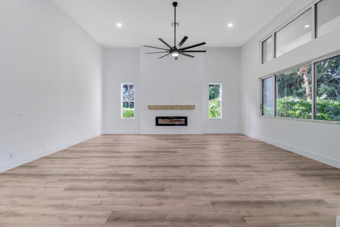 7739 Ironhorse Boulevard