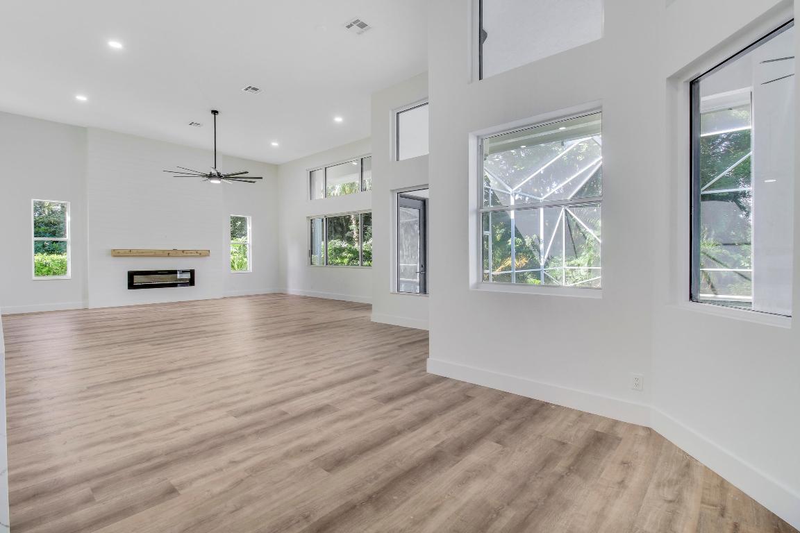 7739 Ironhorse Boulevard