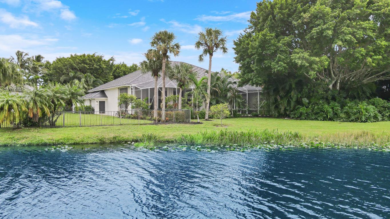 7739 Ironhorse Boulevard