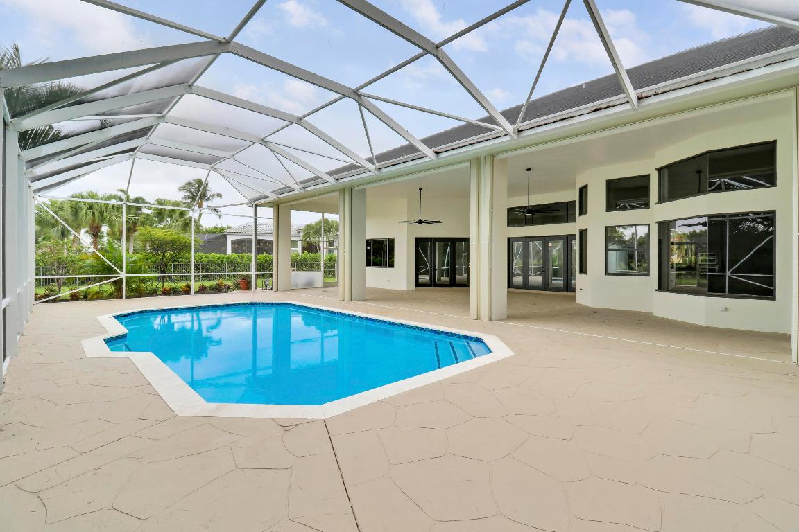 7739 Ironhorse Boulevard