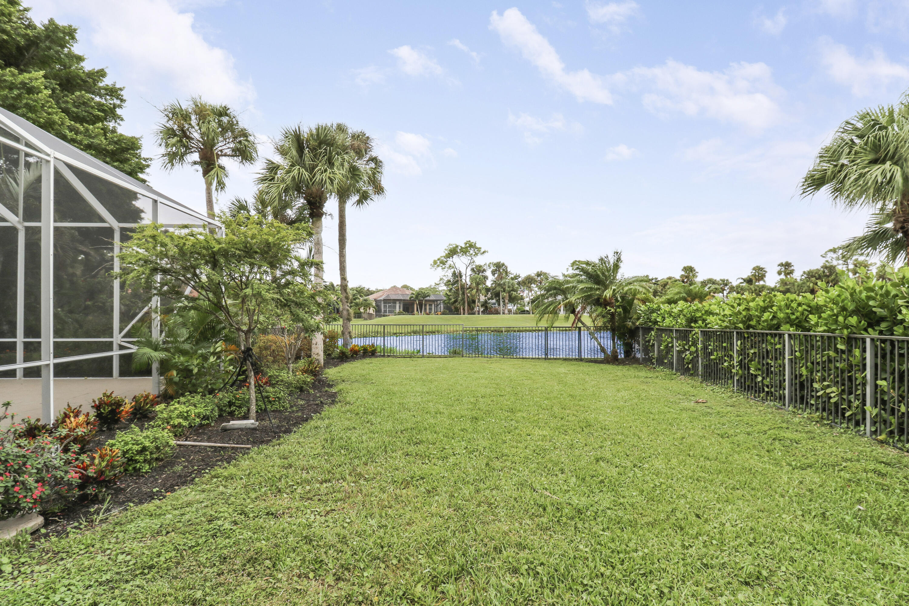 7739 Ironhorse Boulevard