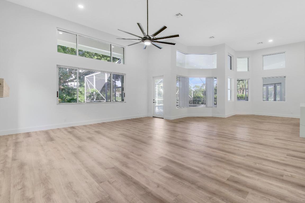 7739 Ironhorse Boulevard