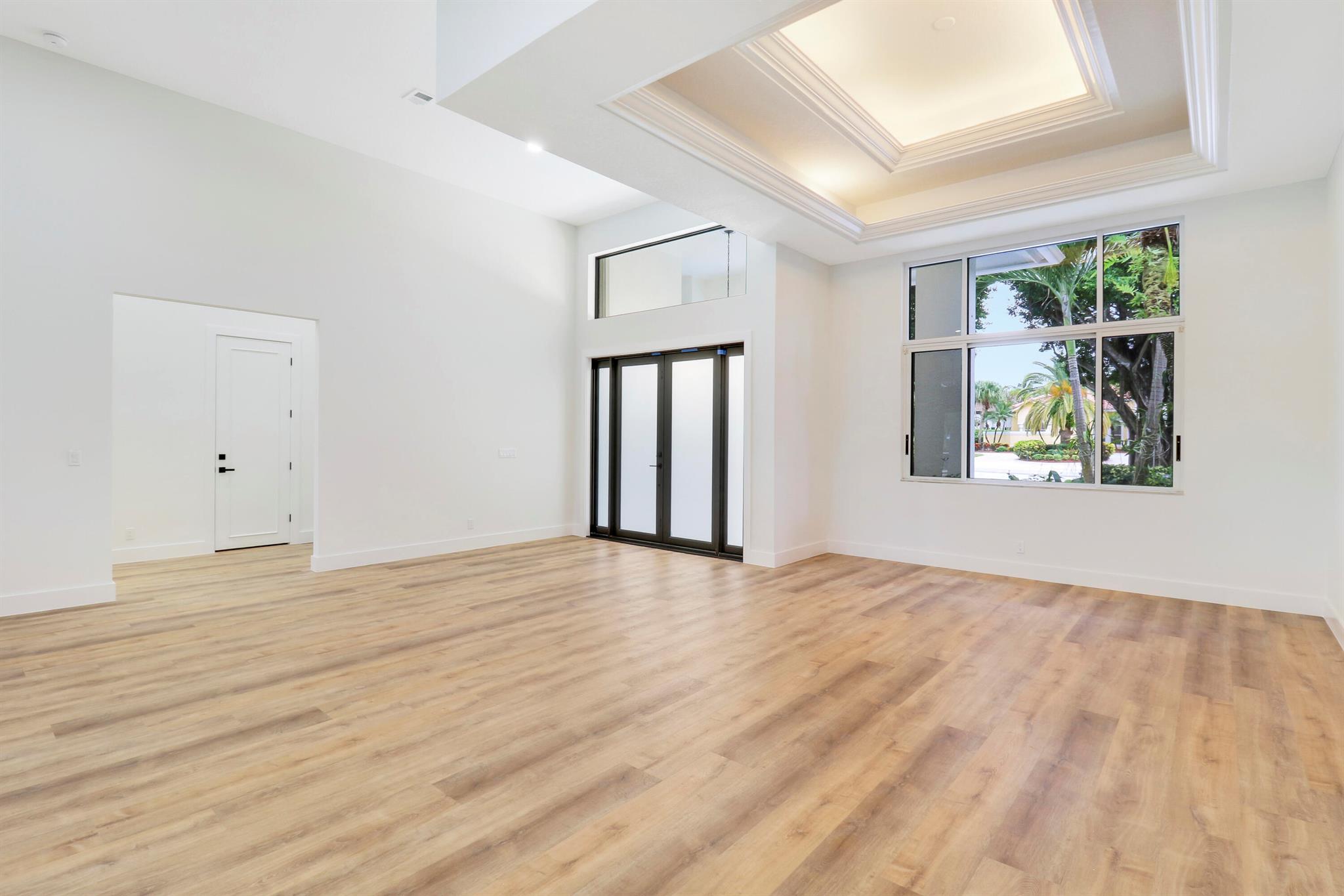 7739 Ironhorse Boulevard