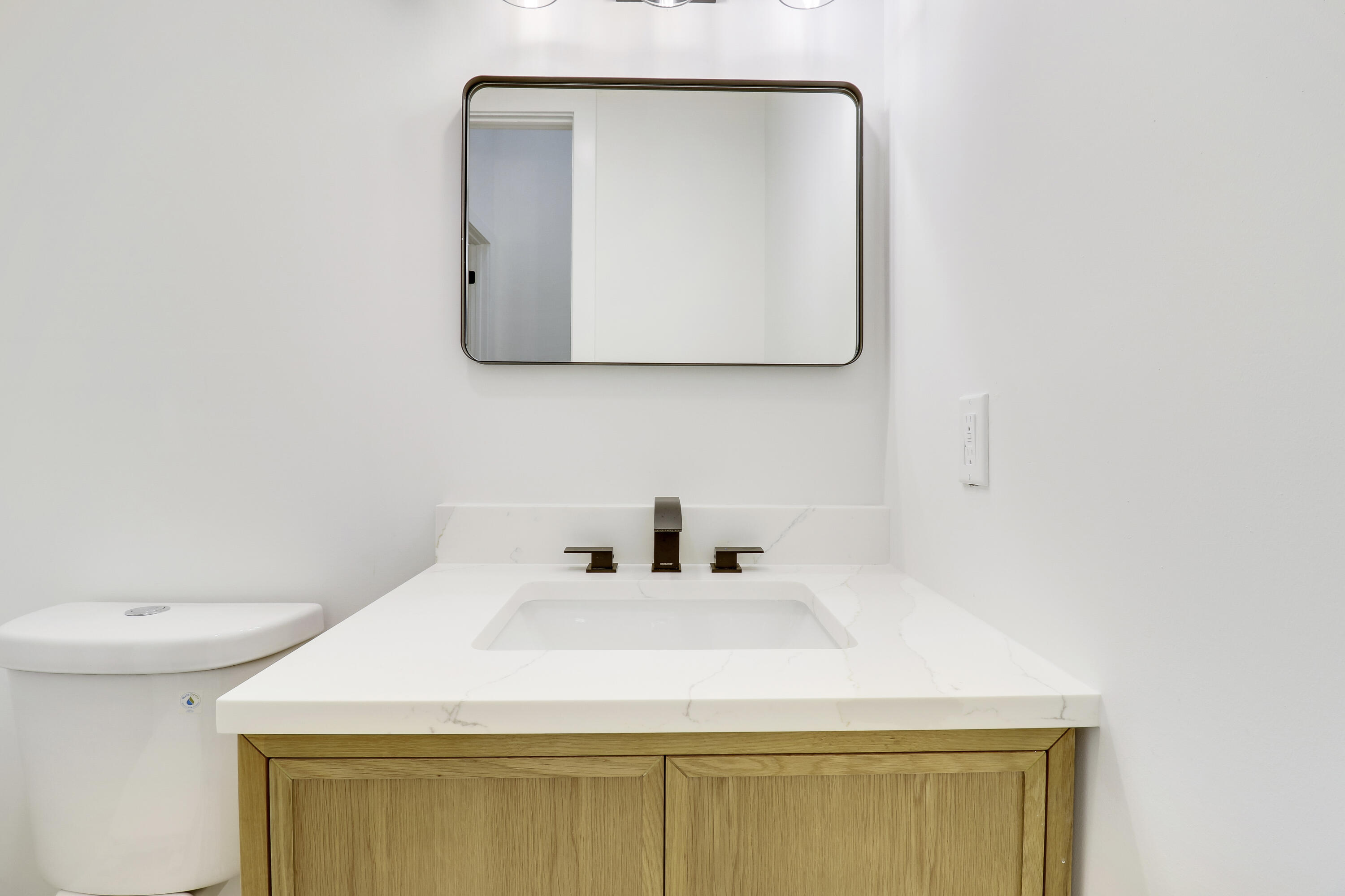 7739 Ironhorse Boulevard