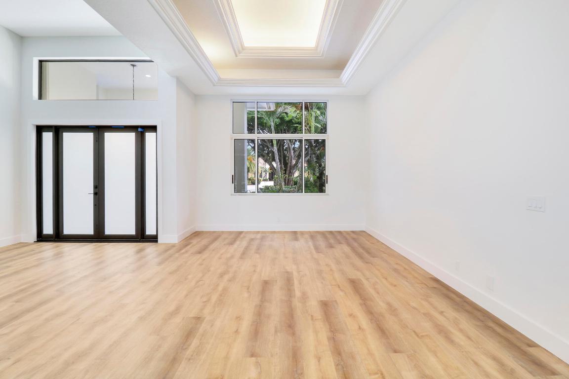 7739 Ironhorse Boulevard