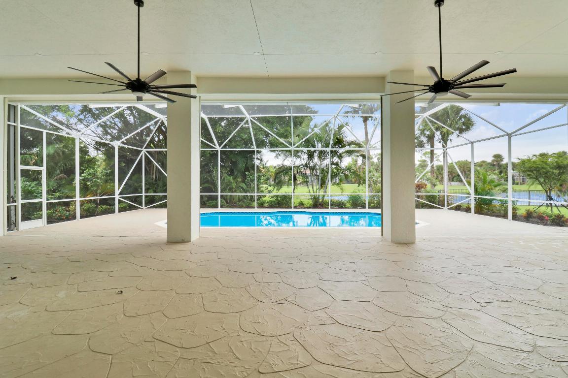 7739 Ironhorse Boulevard