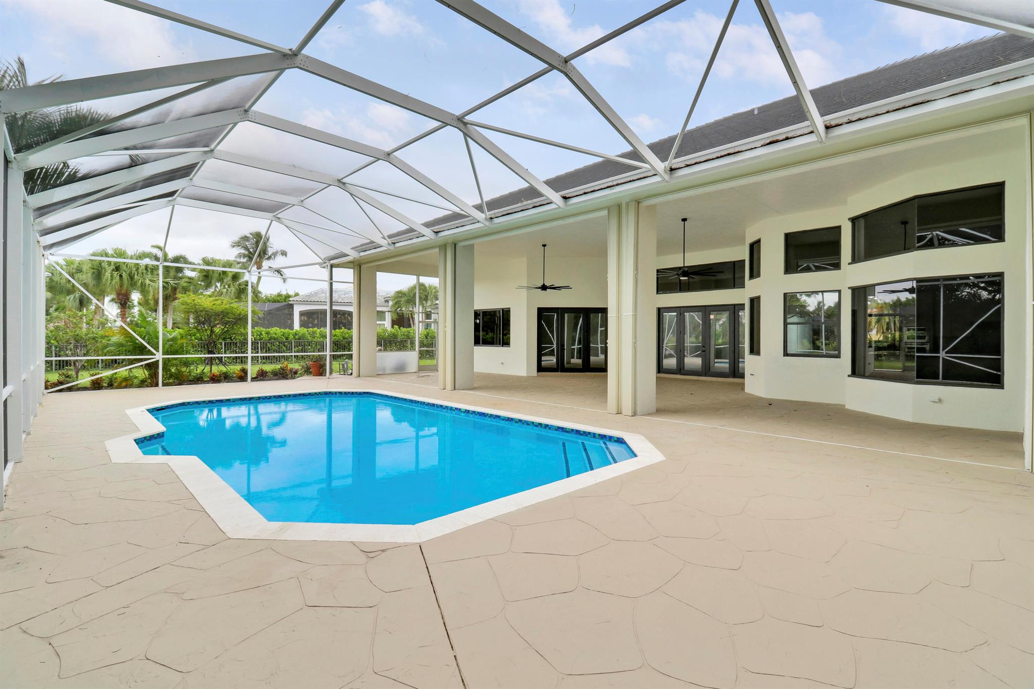 7739 Ironhorse Boulevard