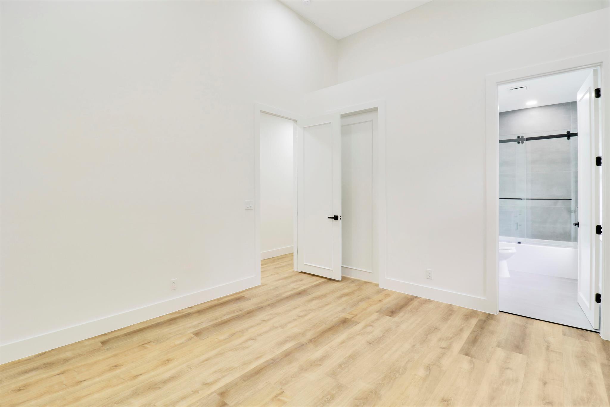 7739 Ironhorse Boulevard