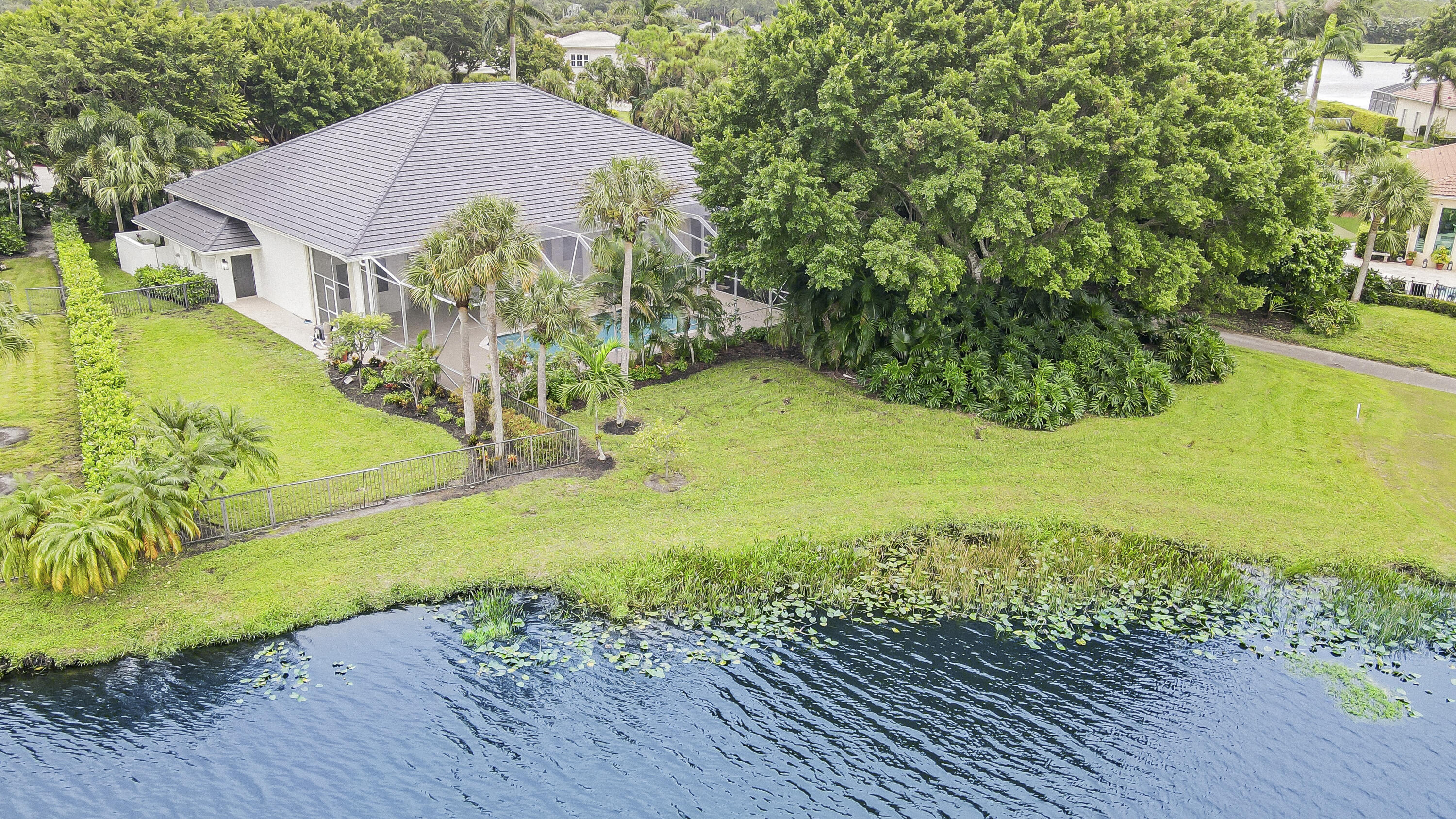 7739 Ironhorse Boulevard