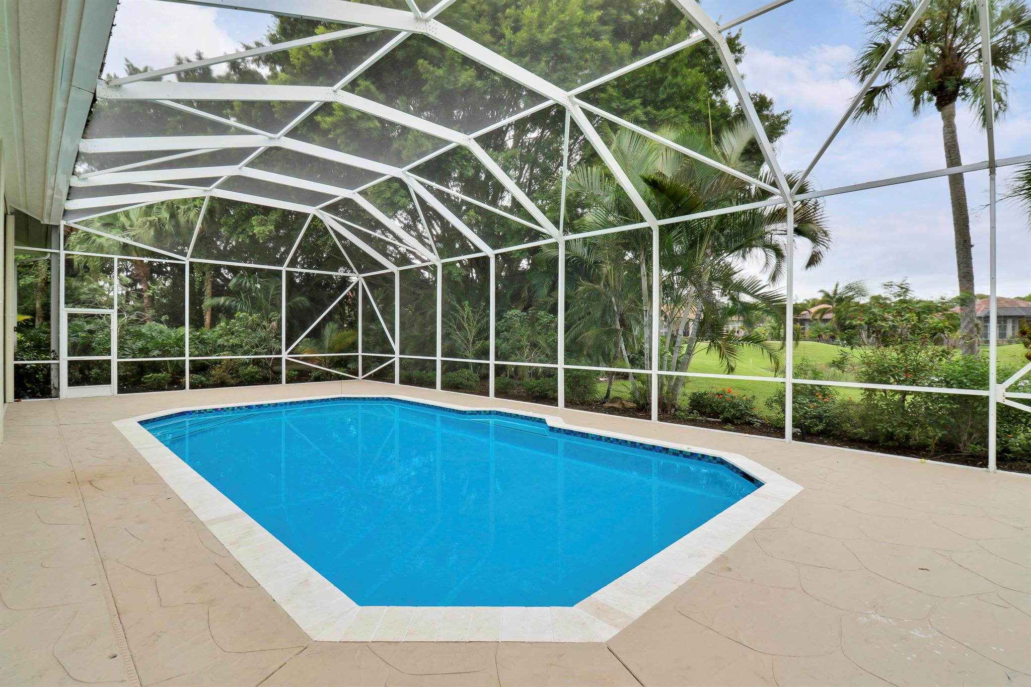 7739 Ironhorse Boulevard