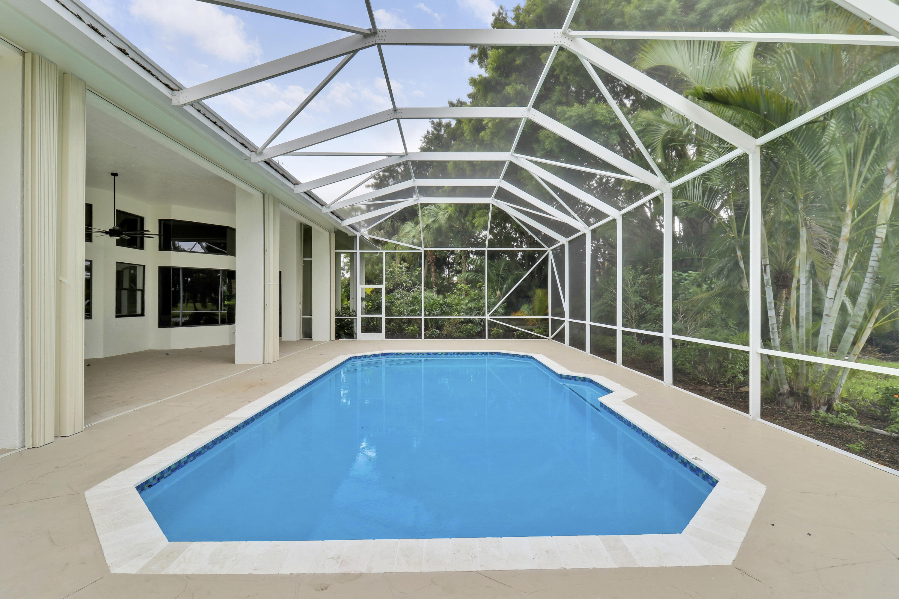 7739 Ironhorse Boulevard