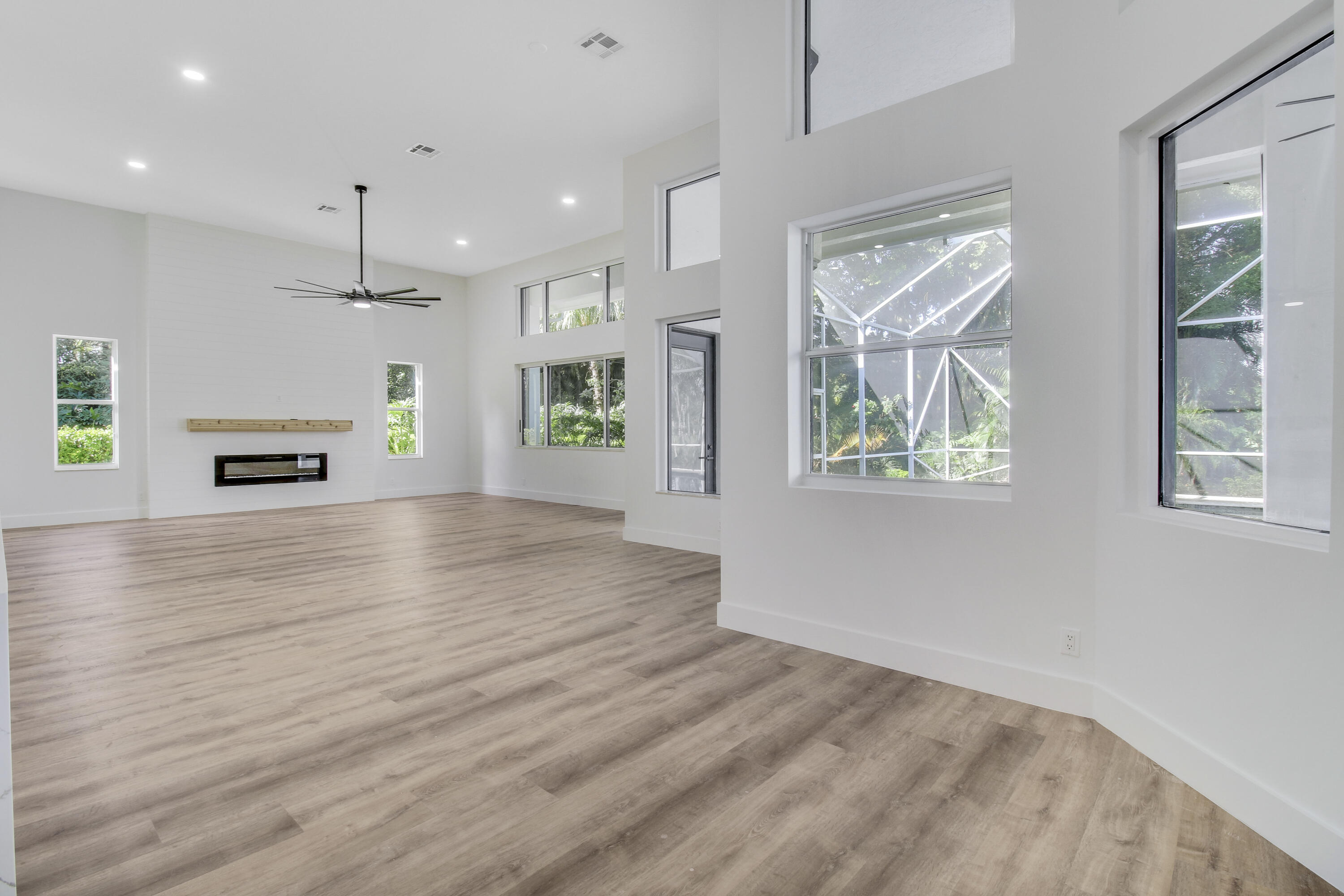 7739 Ironhorse Boulevard