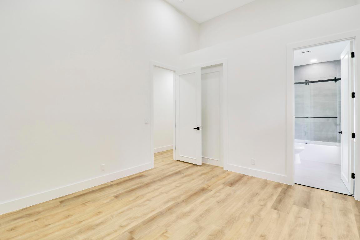 7739 Ironhorse Boulevard