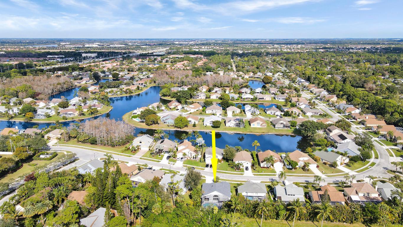 3863 Woods Walk Boulevard