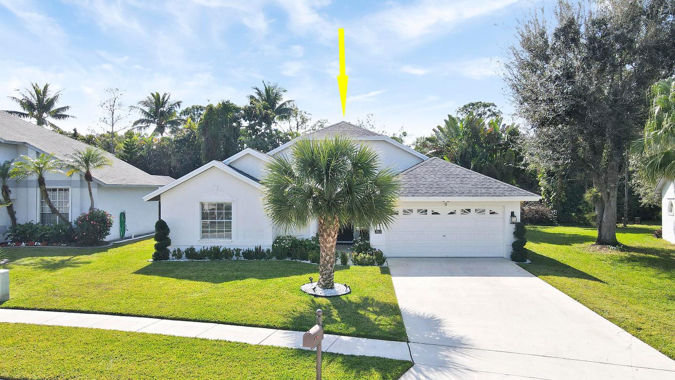 3863 Woods Walk Boulevard