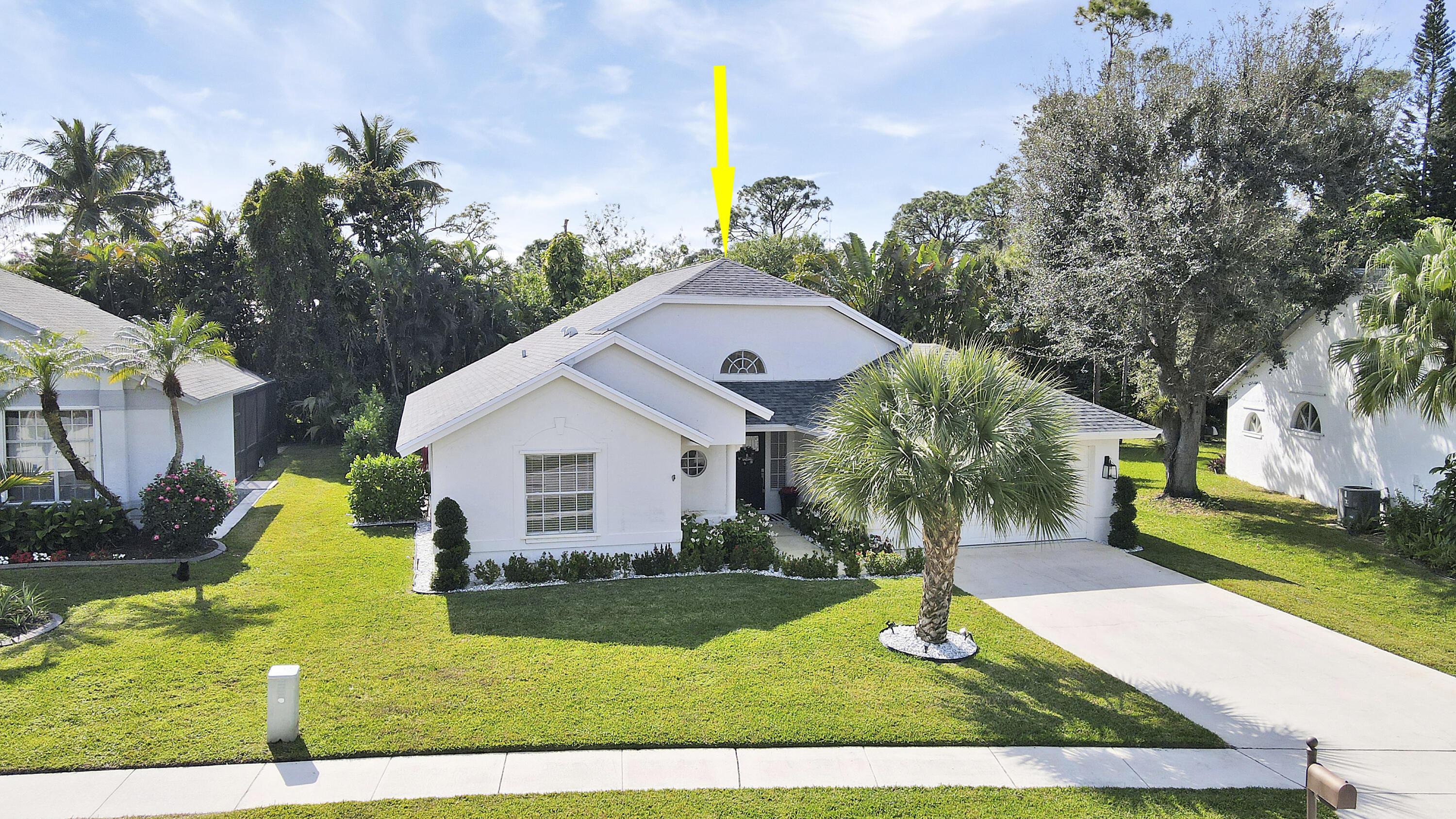 3863 Woods Walk Boulevard