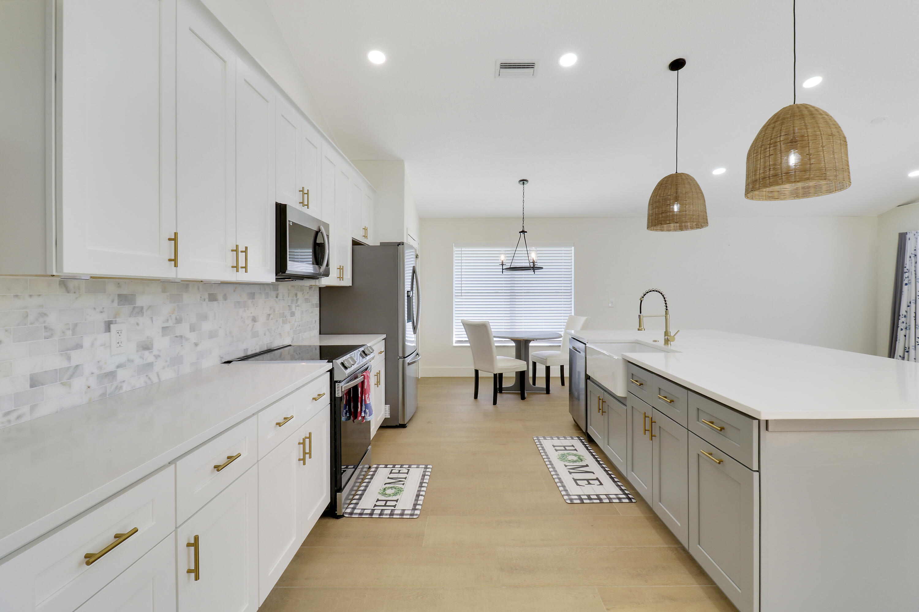 3863 Woods Walk Boulevard