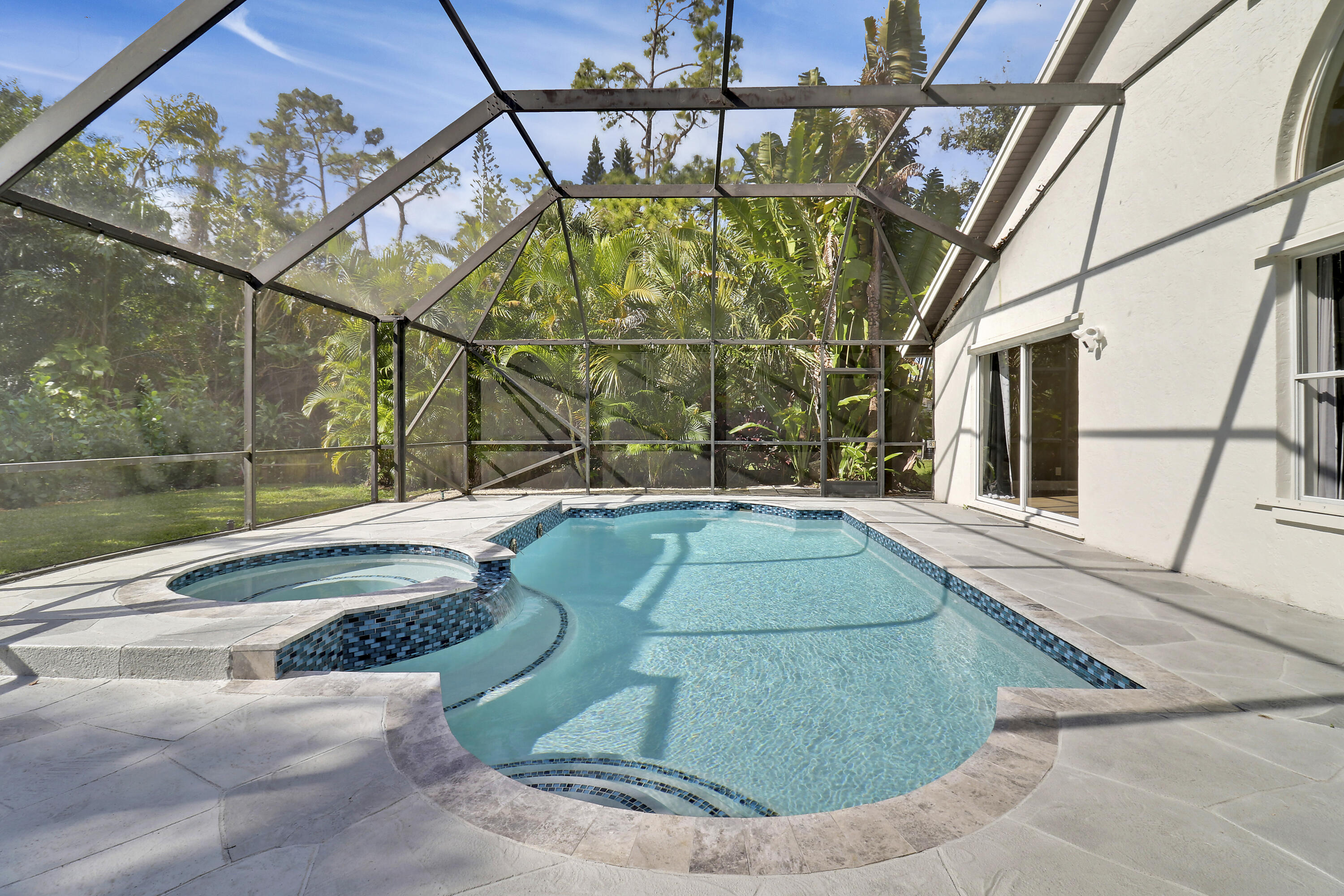 3863 Woods Walk Boulevard