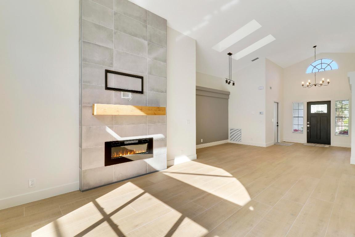 3863 Woods Walk Boulevard