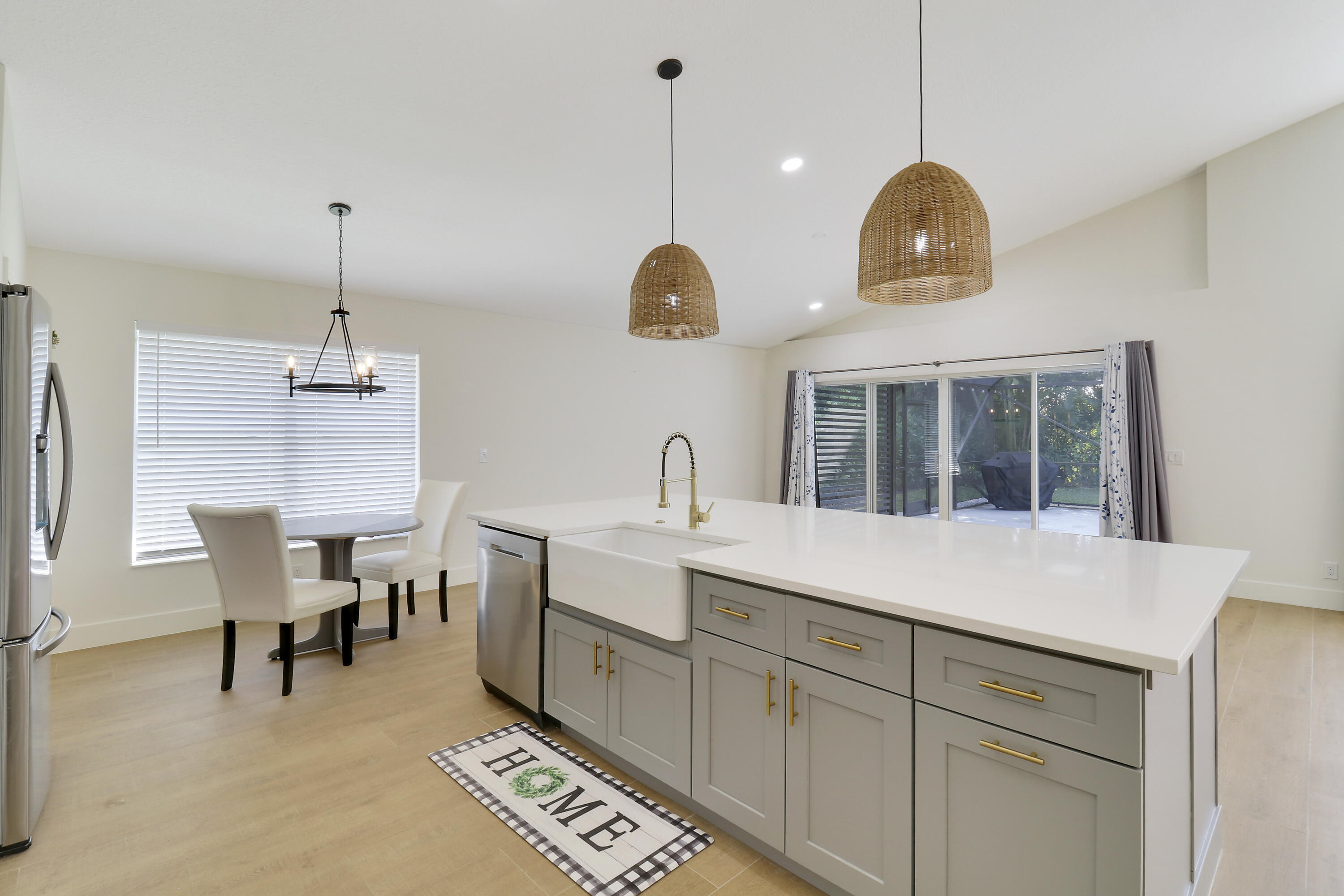 3863 Woods Walk Boulevard