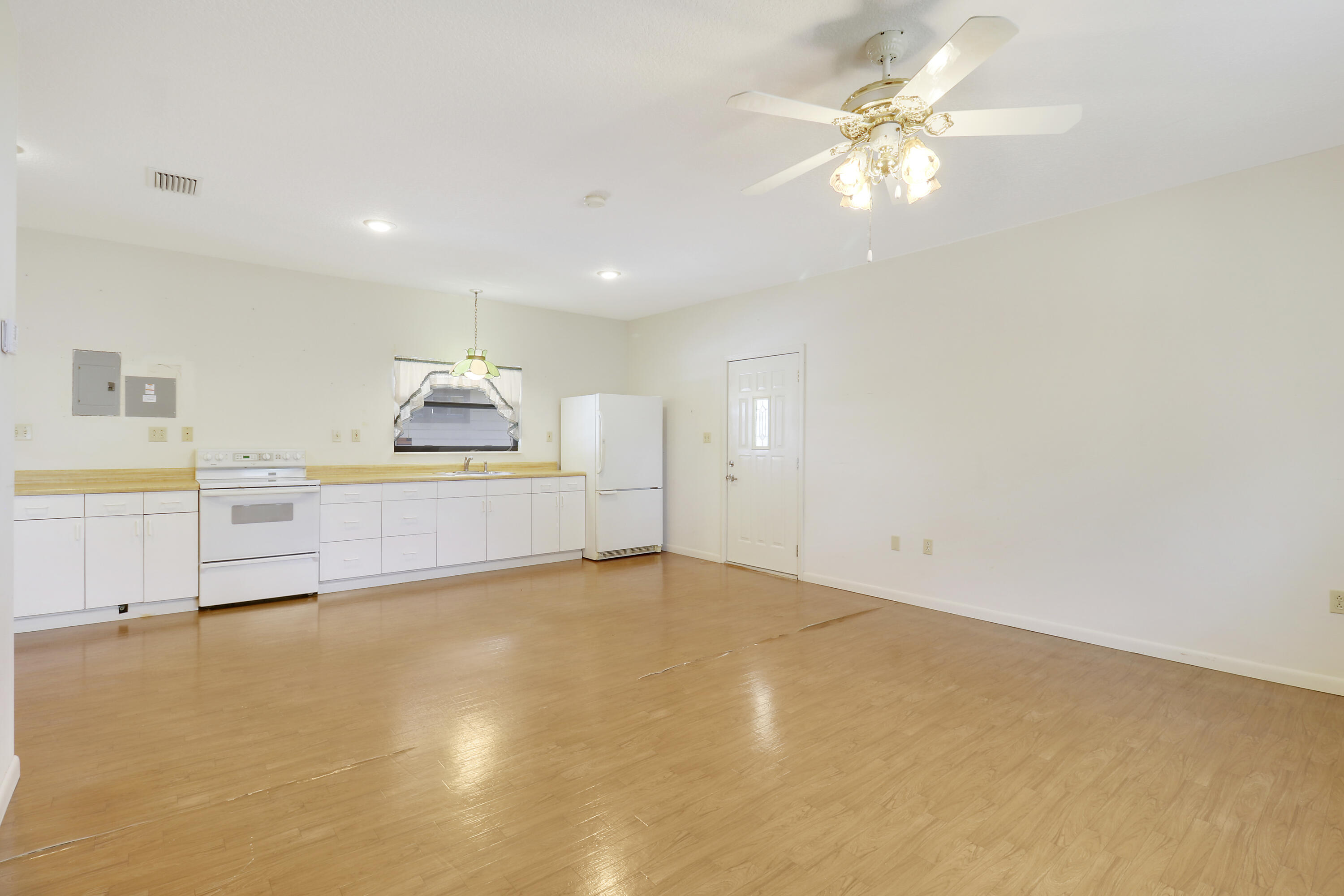 19602 Green Grove Court