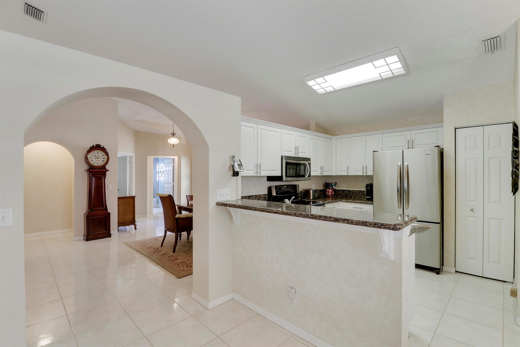 7372 NW 45th Avenue