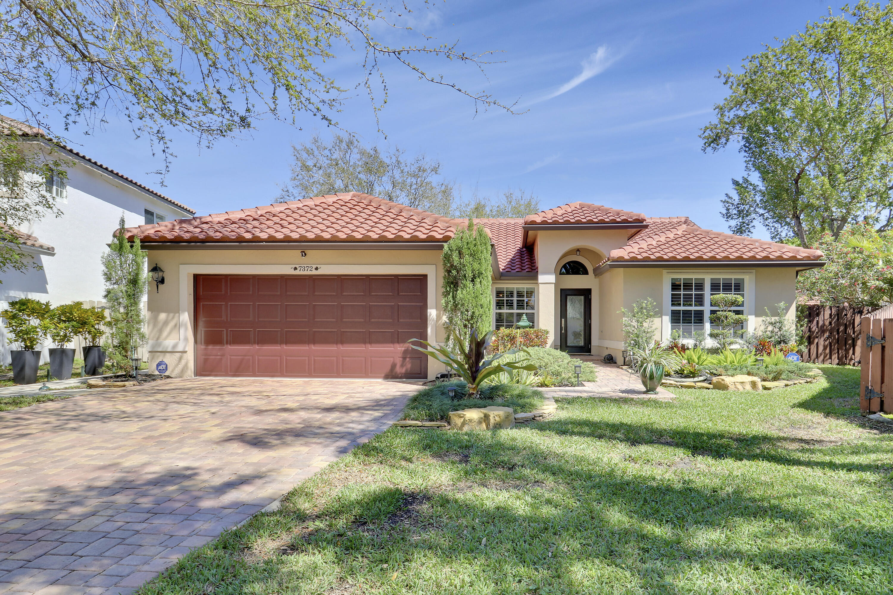 7372 NW 45th Avenue