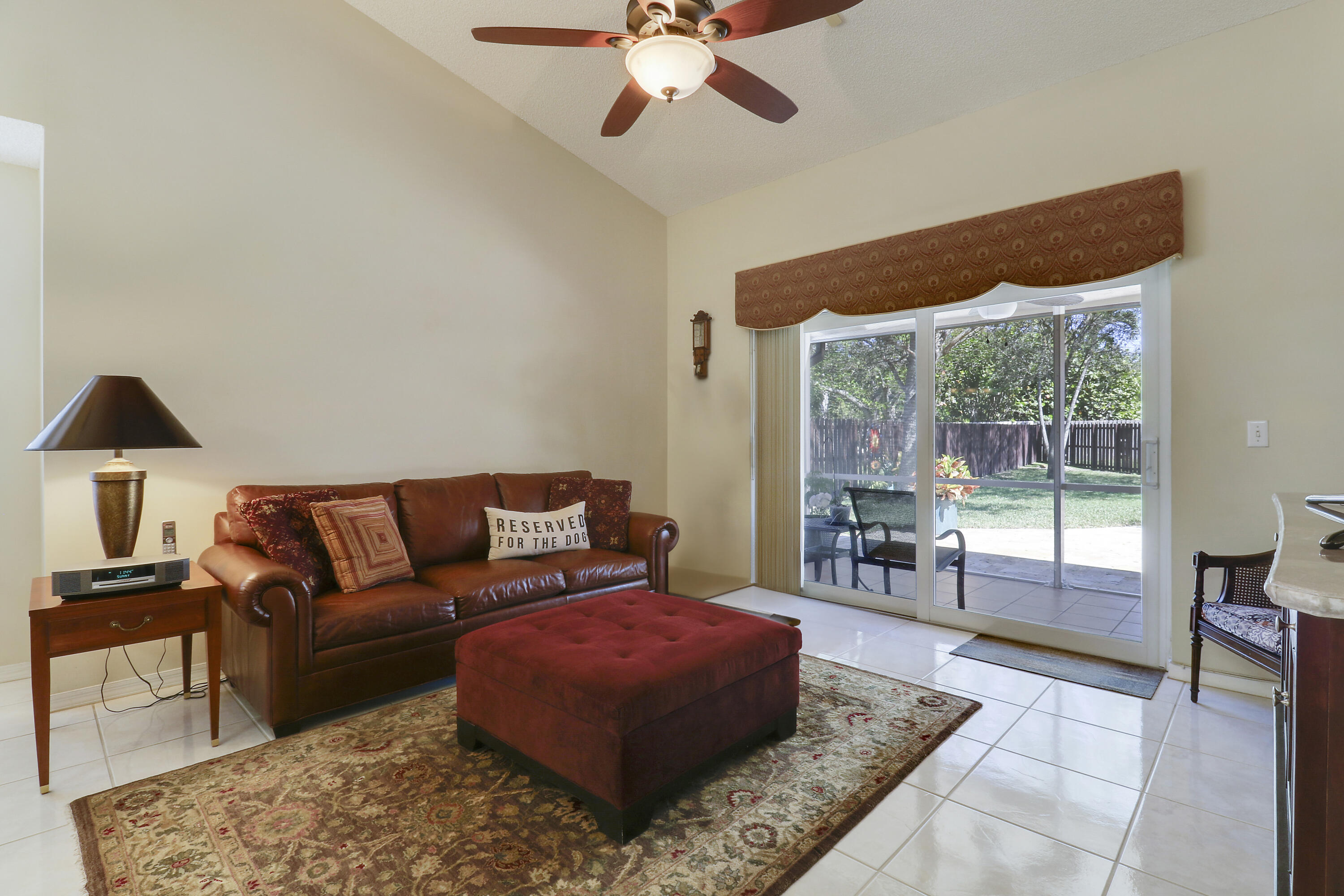 7372 NW 45th Avenue