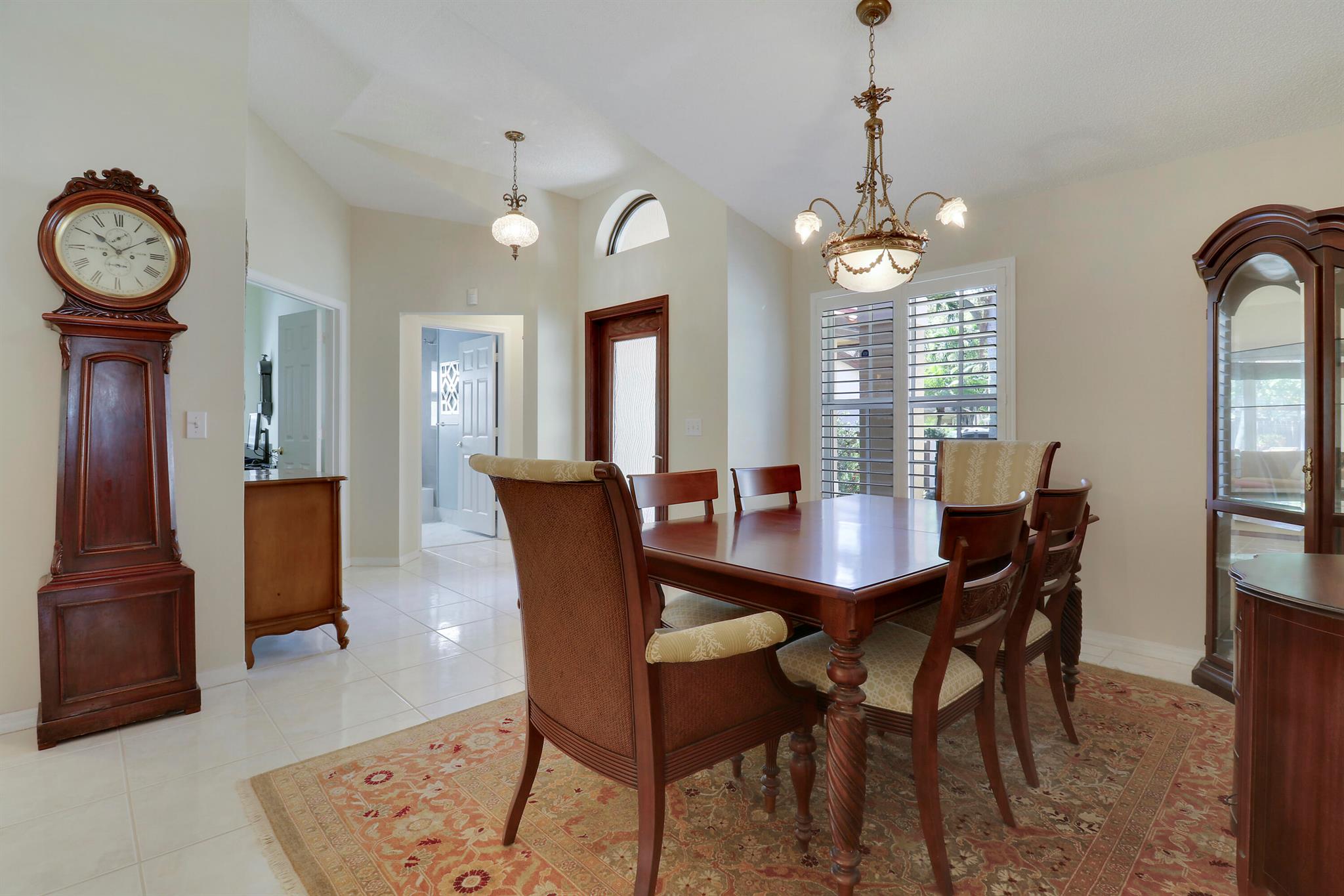 7372 NW 45th Avenue