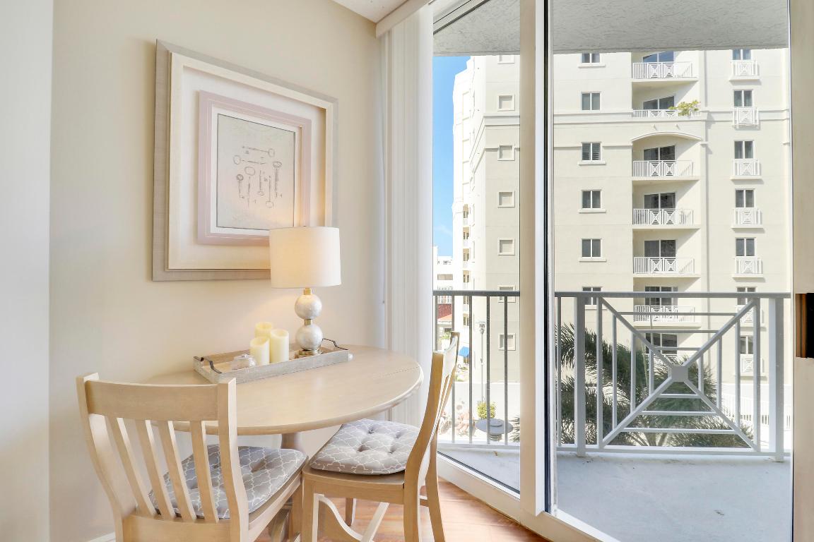 255 Evernia Street 801