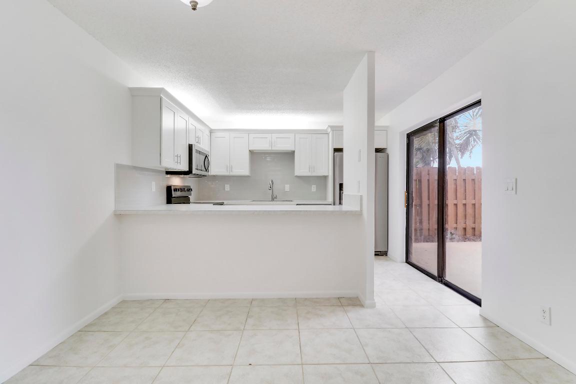 523 Springdale Circle