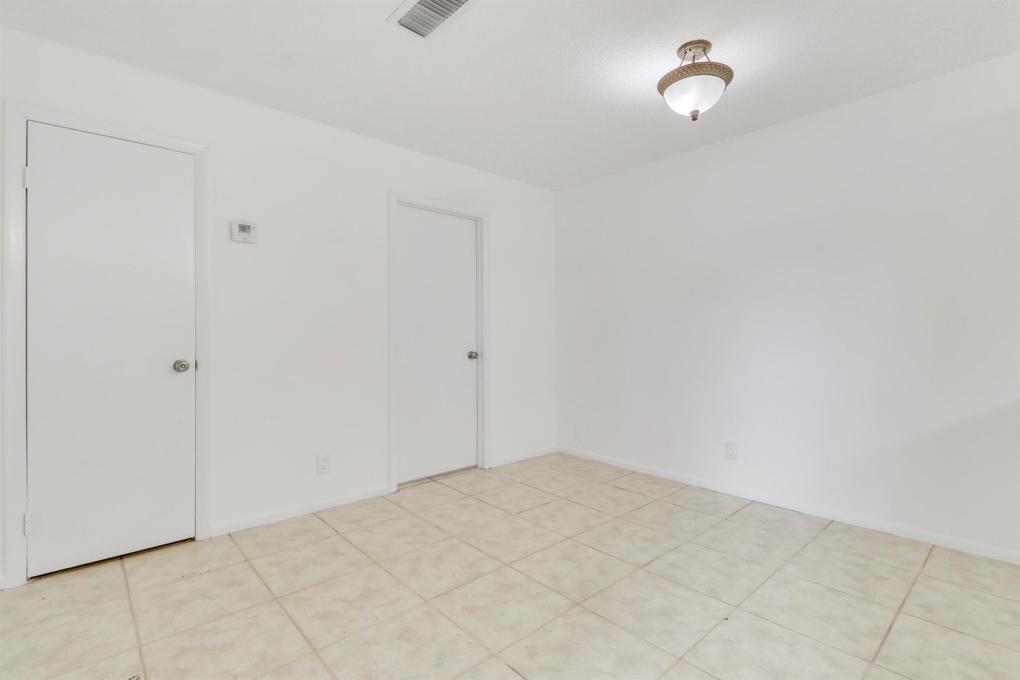523 Springdale Circle