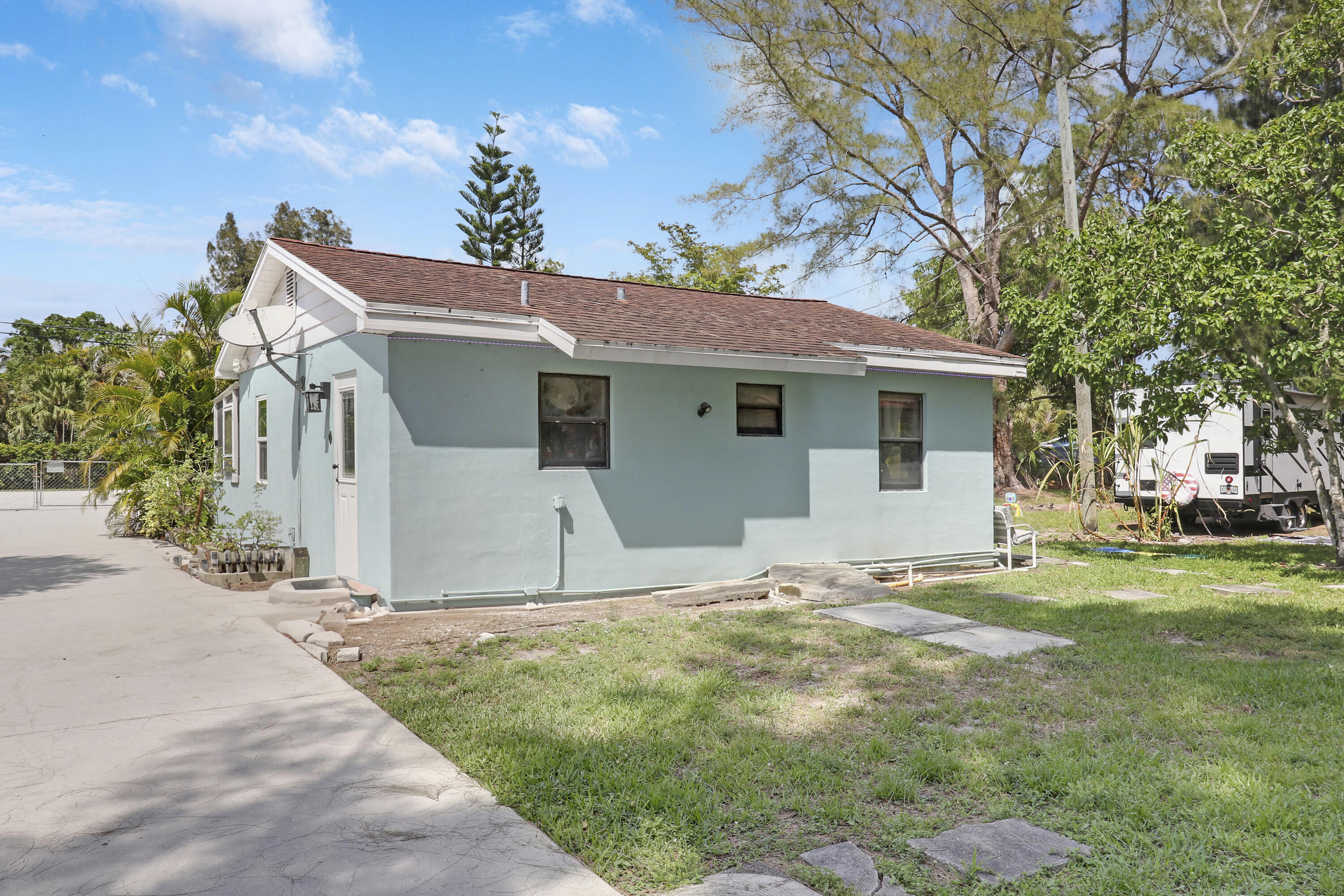 6368 Bishoff Road