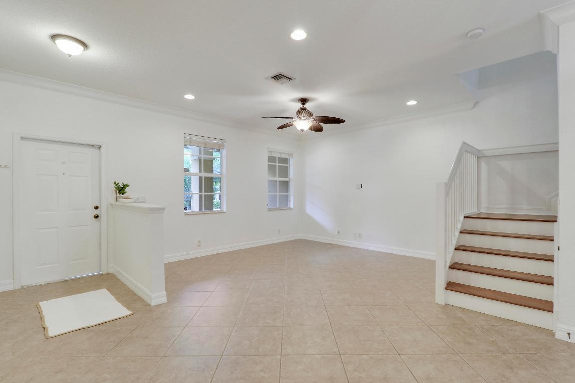 110 E Pigeon Plum Drive 102