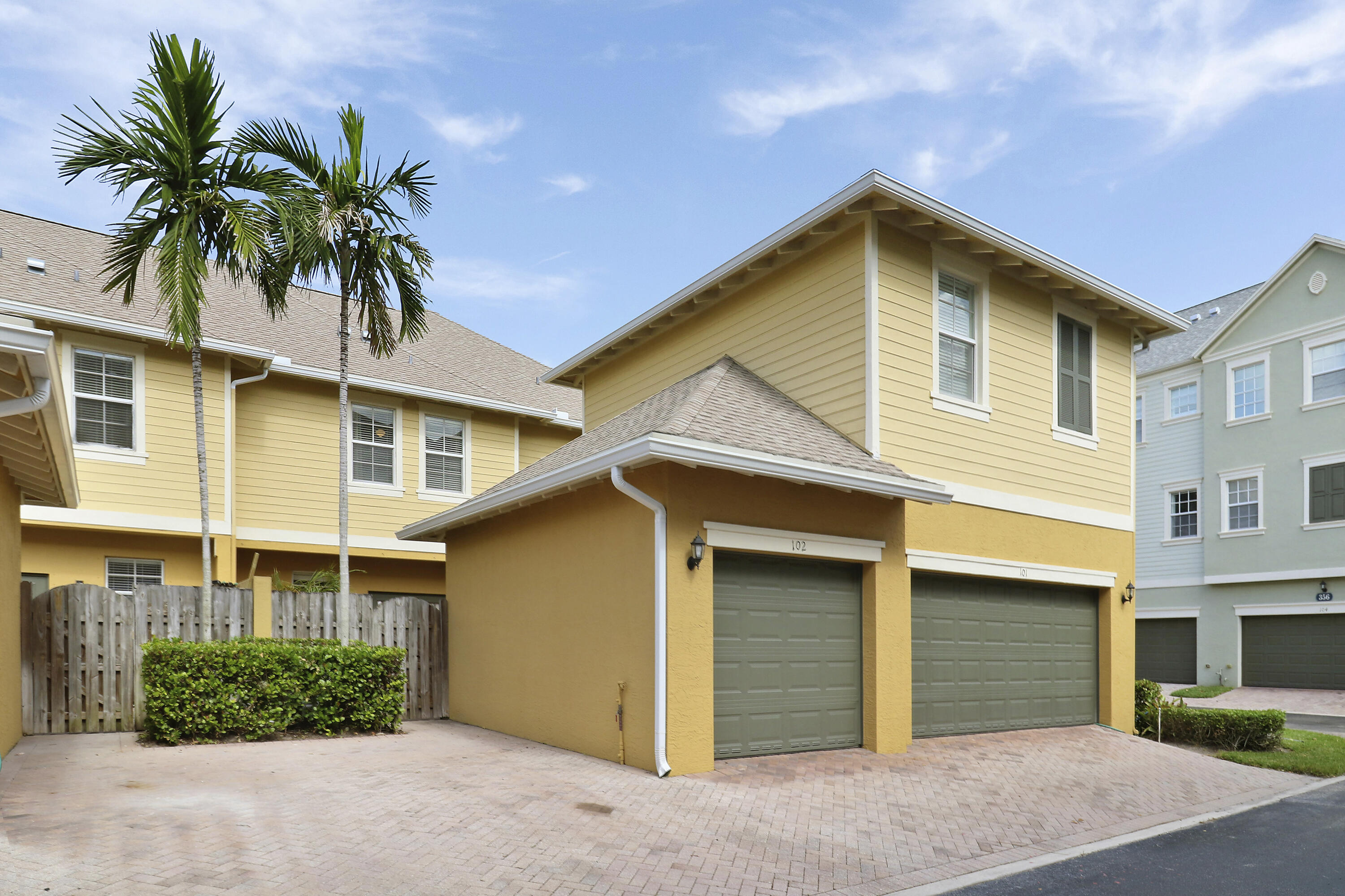 110 E Pigeon Plum Drive 102