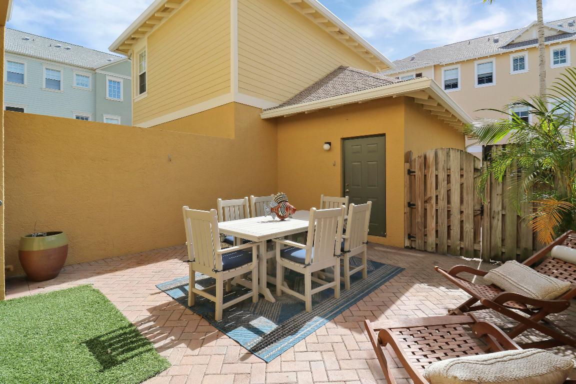 110 E Pigeon Plum Drive 102