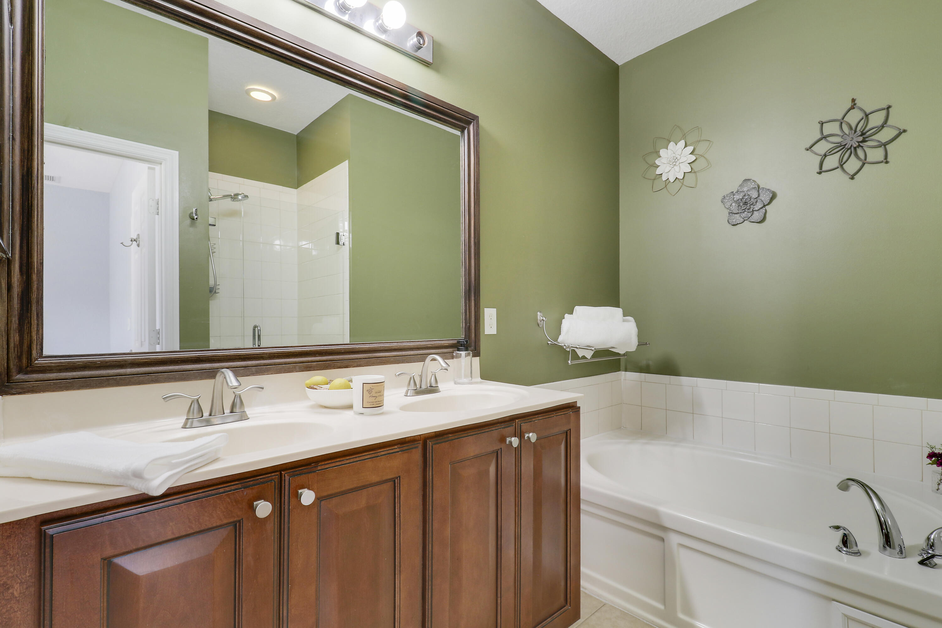 110 E Pigeon Plum Drive 102