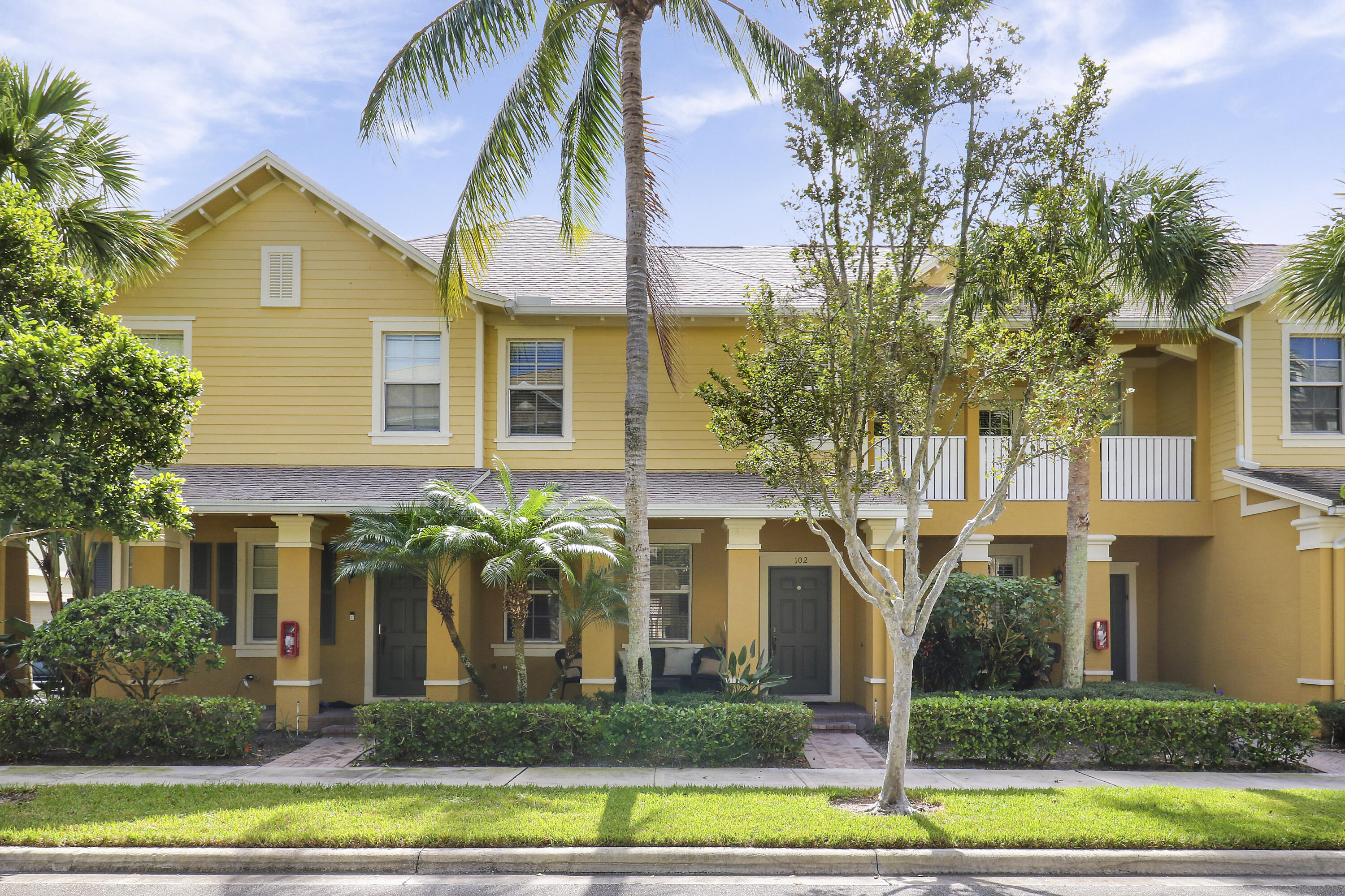 110 E Pigeon Plum Drive 102