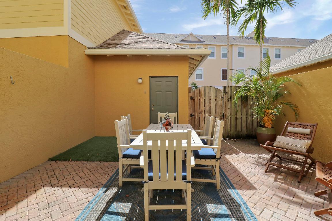 110 E Pigeon Plum Drive 102