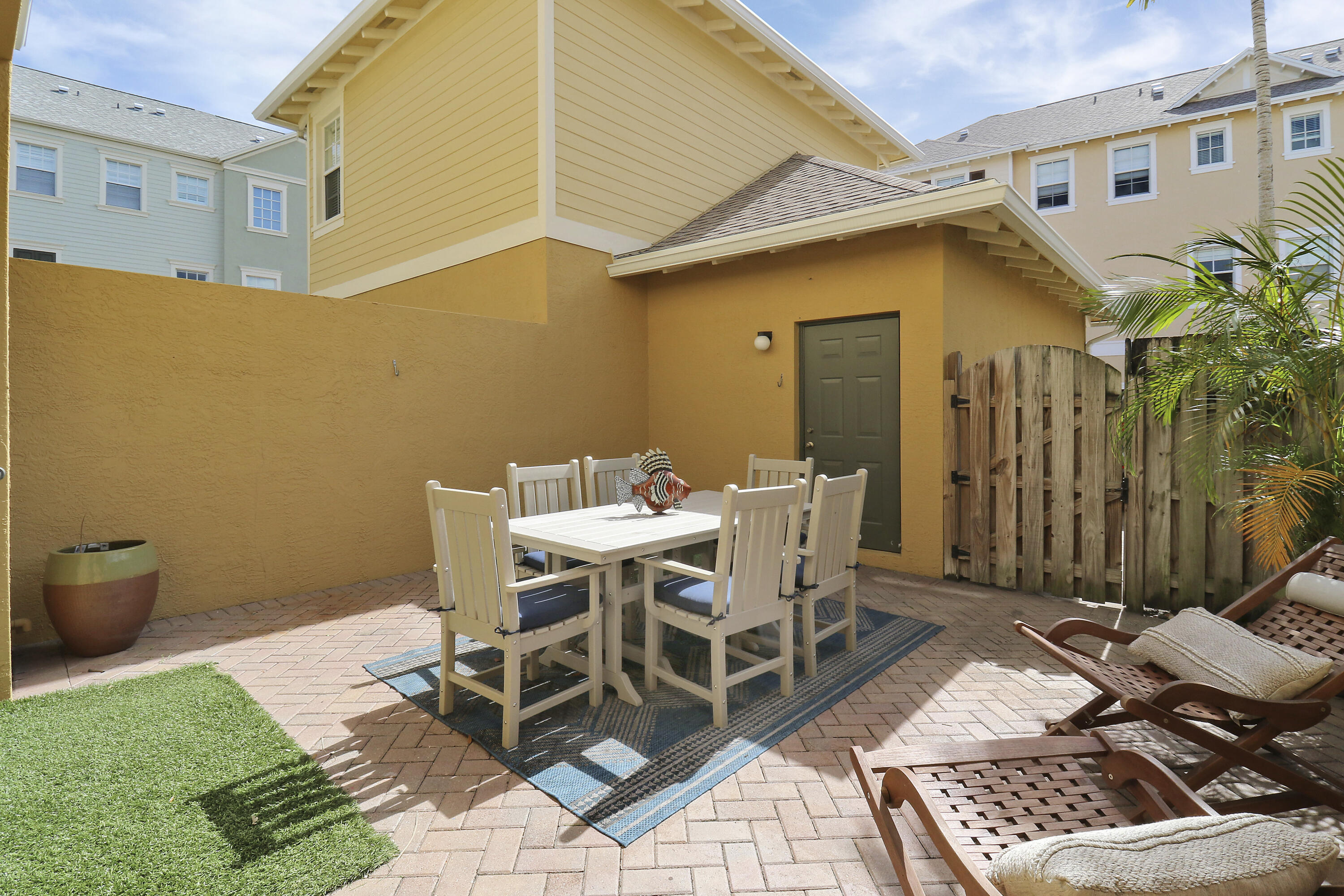 110 E Pigeon Plum Drive 102