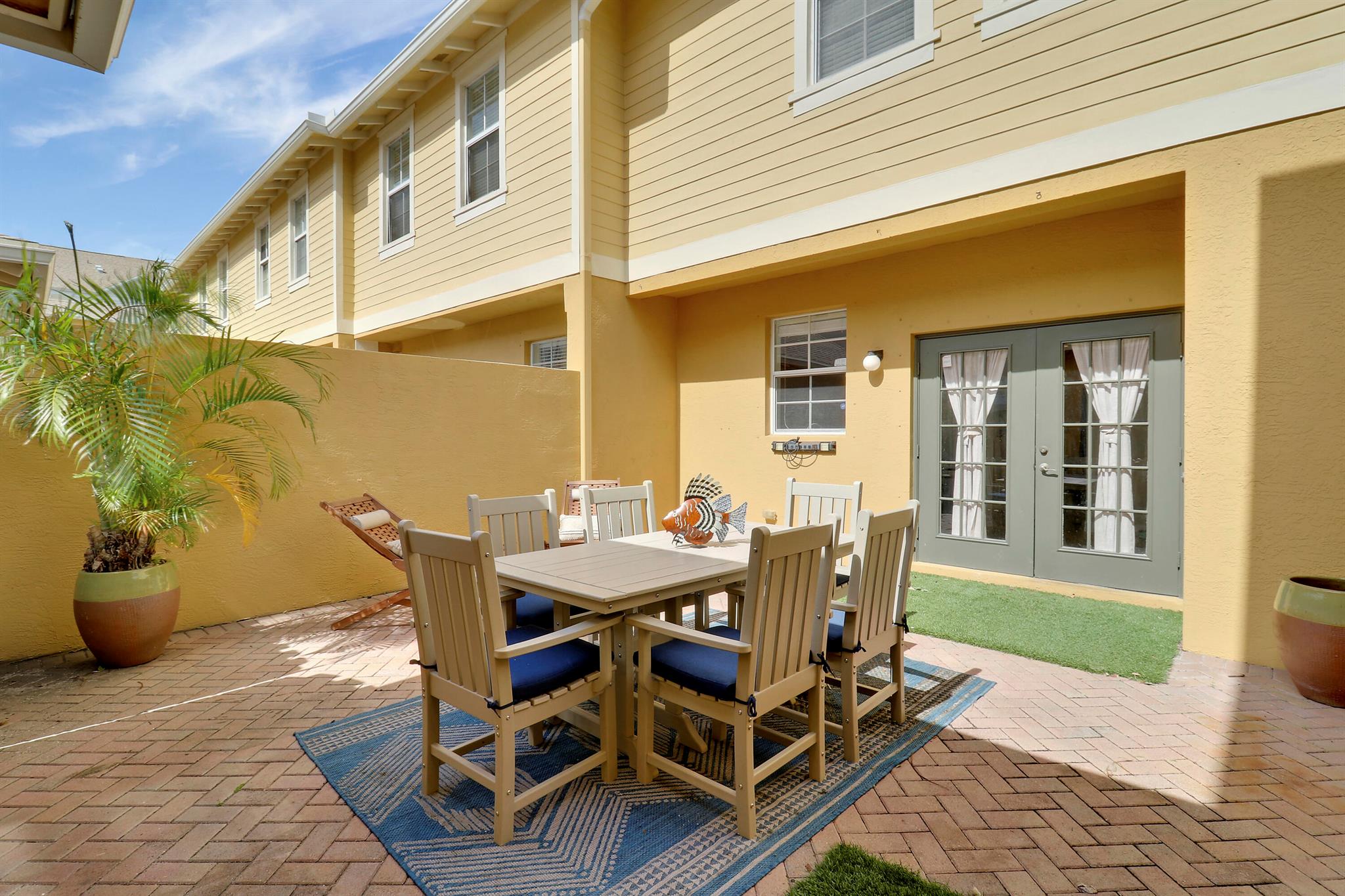 110 E Pigeon Plum Drive 102