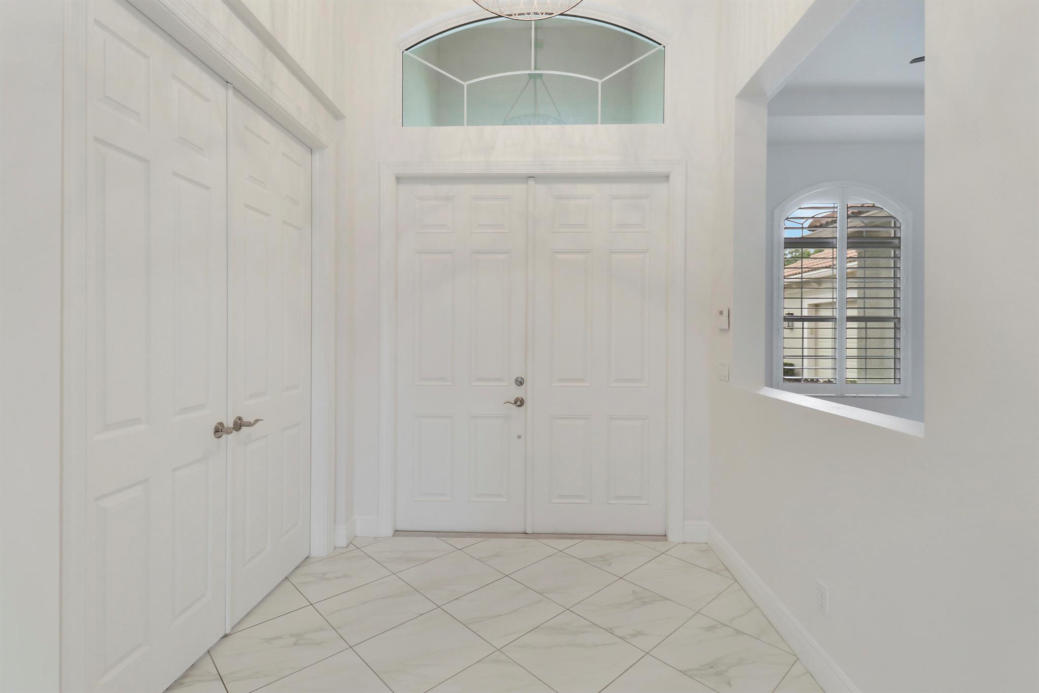 6798 SE Pierre Circle