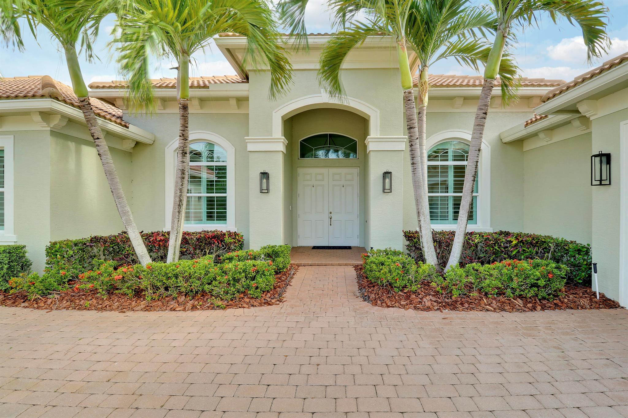 6798 SE Pierre Circle