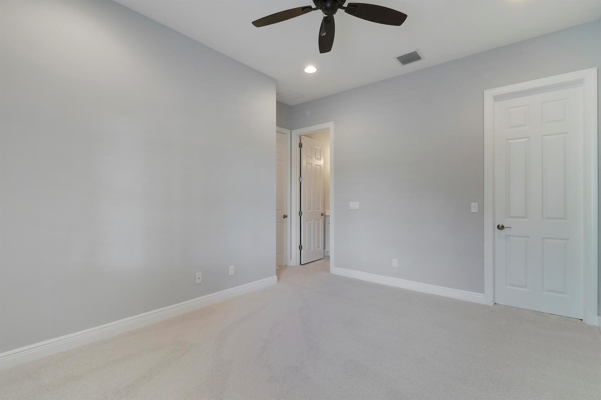 6798 SE Pierre Circle